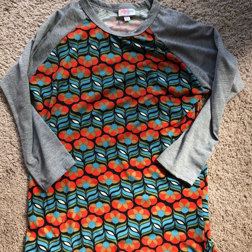 Lularoe shirt “Sloan” xs EUC